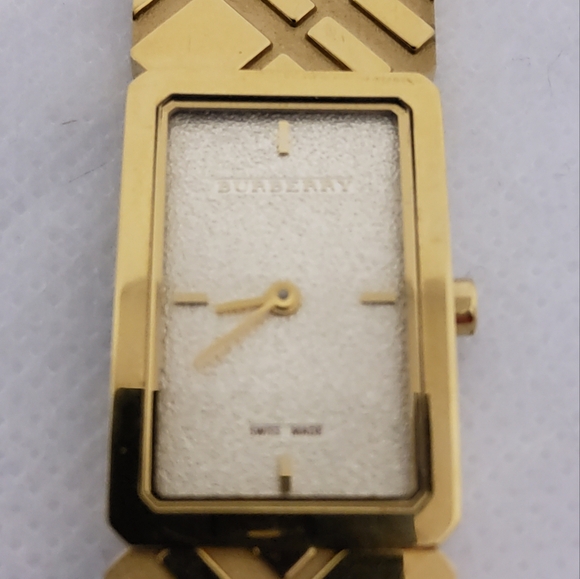 Burberry women's watch - Picture 11 of 14